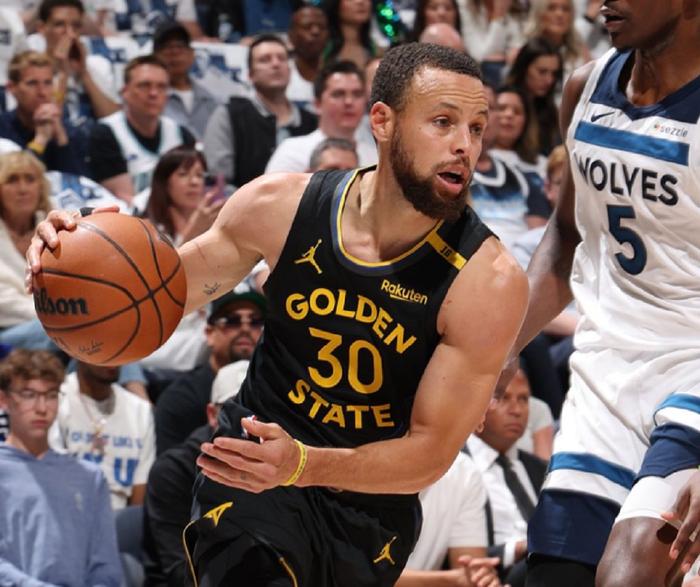 库里新星突破纪录表现惊艳，加拿大队未来可期！